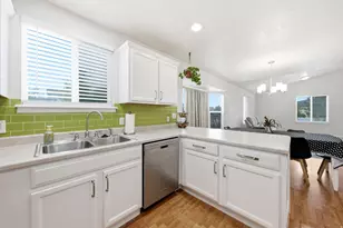 8534 S Maul Oak Dr, West Jordan, UT 84081 - Photo 10