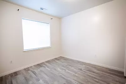 151 E 2600 S, Clearfield, UT 84015 - Photo 28