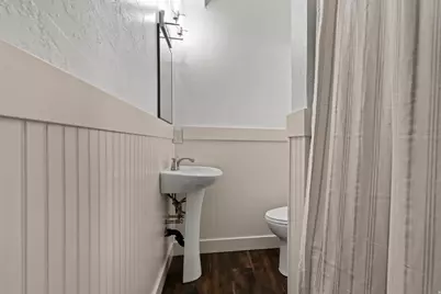 1873 N 25 E, Layton, UT 84041 - Photo 38