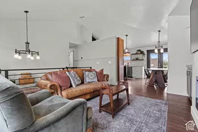 1873 N 25 E, Layton, UT 84041 - Photo 10