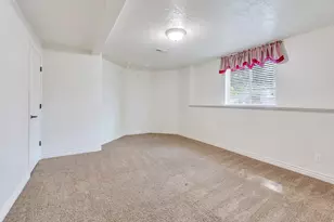 373 E Alexander Dr, Elk Ridge, UT 84651 - Photo 44