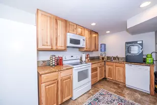 831 W 3900 S, Bountiful, UT 84010 - Photo 16