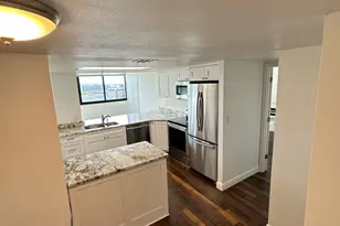 241 N Vine St E, Salt Lake City, UT 84103 - Photo 10