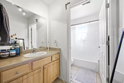 422 N Hodges Ln, Salt Lake City, UT 84116 - Photo 12
