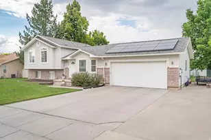 175 W 225 N, Providence, UT 84332 - Photo 2