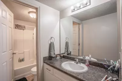 859 E 620 N #H4, Provo, UT 84606 - Photo 6