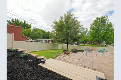 4601 S Creekview Cir, Murray, UT 84107 - Photo 40