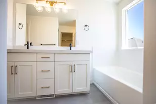 571 W 1775 N, Harrisville, UT 84404 - Photo 8
