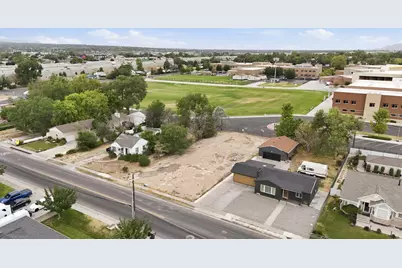 388 W Wasatch St, Midvale, UT 84047 - Photo 2