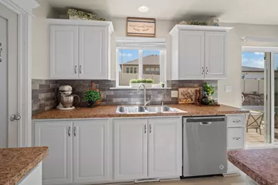 384 S Granite Cir, Santaquin, UT 84655 - Photo 16