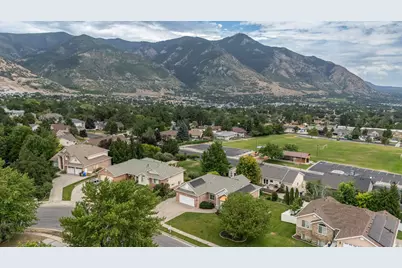 869 E 3350 N, North Ogden, UT 84414 - Photo 4