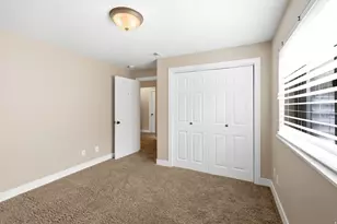 552 W Miller Way, Farmington, UT 84025 - Photo 32