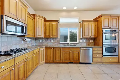 552 W Miller Way, Farmington, UT 84025 - Photo 18