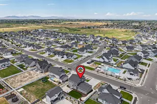 3233 W 2500 N, Clinton, UT 84015 - Photo 58
