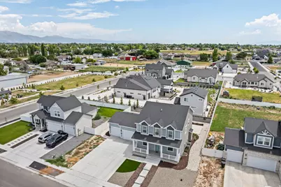 3233 W 2500 N, Clinton, UT 84015 - Photo 52