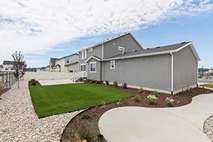 3233 W 2500 N, Clinton, UT 84015 - Photo 4