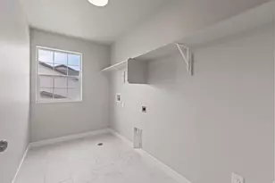 3233 W 2500 N, Clinton, UT 84015 - Photo 28