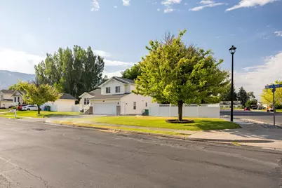 202 W 225 N, Providence, UT 84332 - Photo 4