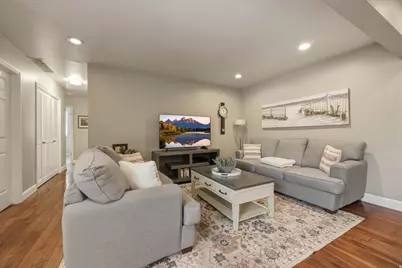 6119 S 1085 E, Murray, UT 84121 - Photo 6