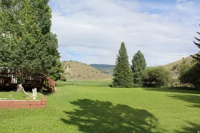 202 N 1050 E, Fremont, UT 84747 - Photo 2