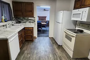 85 E 300 N, Ferron, UT 84523 - Photo 12