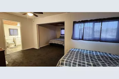 85 E 300 N, Ferron, UT 84523 - Photo 20