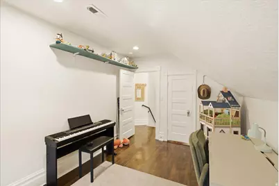 2536 S Green St E, Salt Lake City, UT 84106 - Photo 36