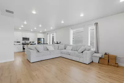 460 E Depot St #113, Clearfield, UT 84015 - Photo 6