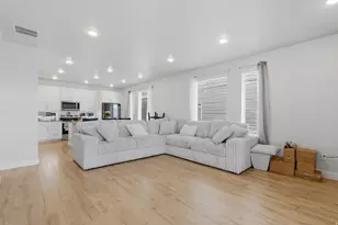 460 E Depot St, Clearfield, UT 84015 - Photo 6