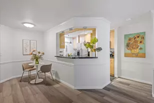 530 S 400 E, Salt Lake City, UT 84111 - Photo 2