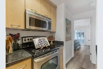 530 S 400 E #2209, Salt Lake City, UT 84111 - Photo 6