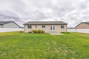 517 W 260 N, Smithfield, UT 84335 - Photo 30