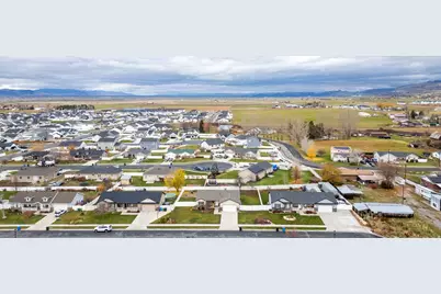 517 W 260 N, Smithfield, UT 84335 - Photo 40