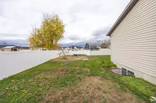 517 W 260 N, Smithfield, UT 84335 - Photo 32
