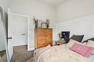 10917 N Town Center Blvd, Highland, UT 84003 - Photo 20