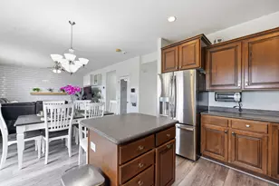 2947 E Lookout Dr, Eagle Mountain, UT 84005 - Photo 8