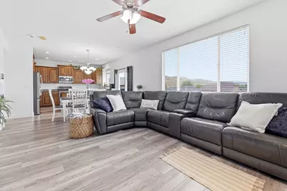 2947 E Lookout Dr, Eagle Mountain, UT 84005 - Photo 14