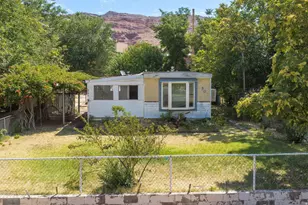 502 N Cliffview Dr, Moab, UT 84532 - Photo 4