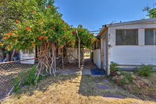 502 N Cliffview Dr, Moab, UT 84532 - Photo 10