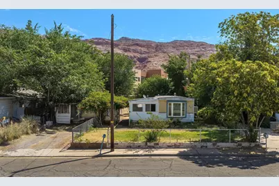 502 N Cliffview Dr #13, Moab, UT 84532 - Photo 2
