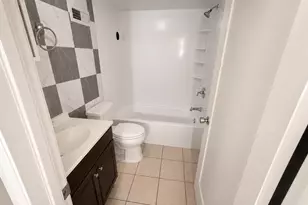 275 N Lakeview Dr, Clearfield, UT 84015 - Photo 10