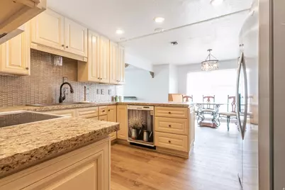 5455 S 925 E, South Ogden, UT 84405 - Photo 10