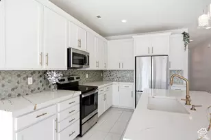 431 W Palomino Way, Stansbury Park, UT 84074 - Photo 6