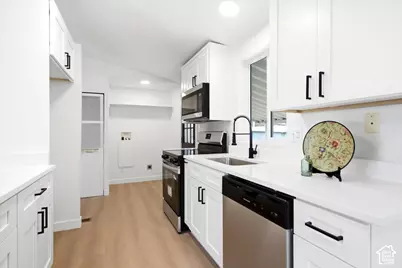 1580 W Indian Summer Dr N, Salt Lake City, UT 84116 - Photo 6