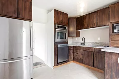 709 W 400 N, Salt Lake City, UT 84116 - Photo 10