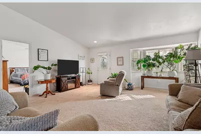 33 Clubhouse Dr, Stansbury Park, UT 84074 - Photo 10