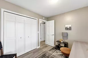 2073 E Village Point Way, Sandy, UT 84093 - Photo 28