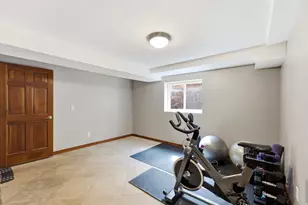 2073 E Village Point Way, Sandy, UT 84093 - Photo 38