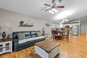 6748 W Shumard Oak Dr S, West Jordan, UT 84088 - Photo 12