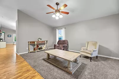 6748 W Shumard Oak Dr S, West Jordan, UT 84088 - Photo 6